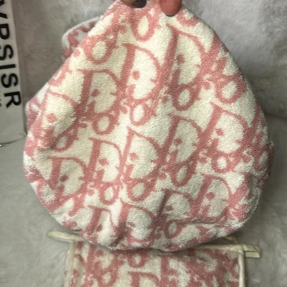 Dior cute pink and cream terry large drawstring bucket bag with pouch - Picture 9 of 17